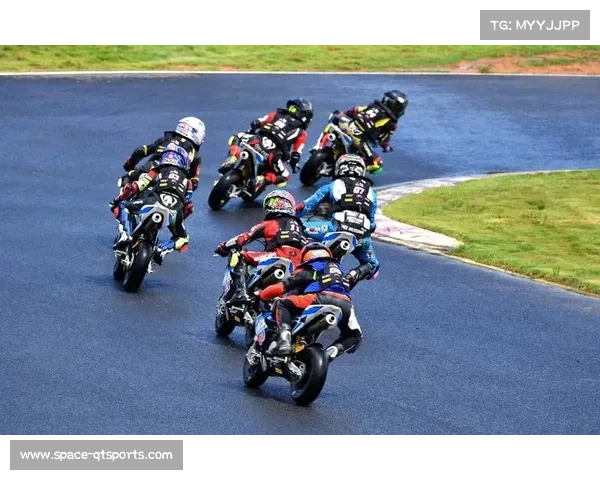 亚洲摩联修订赛事安全标准,强制要求车手穿戴新型护具参赛 亚洲摩联修订赛事安全标准,强制要求车手穿戴新型护具参赛